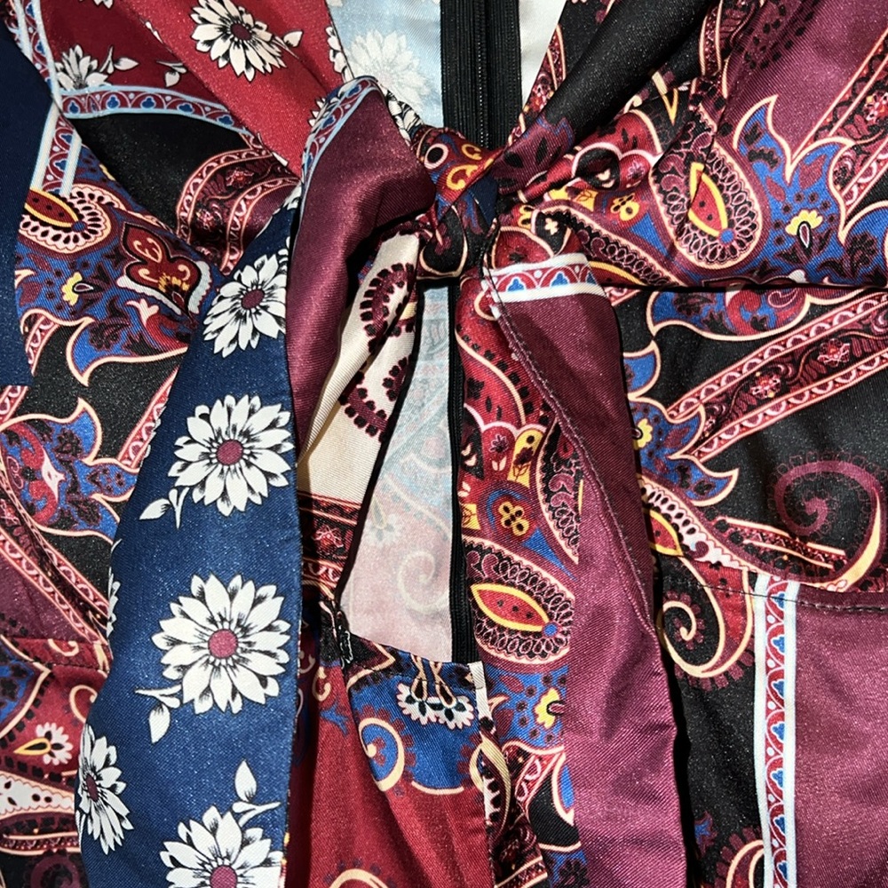 Patterned romper - Picture 7 of 10